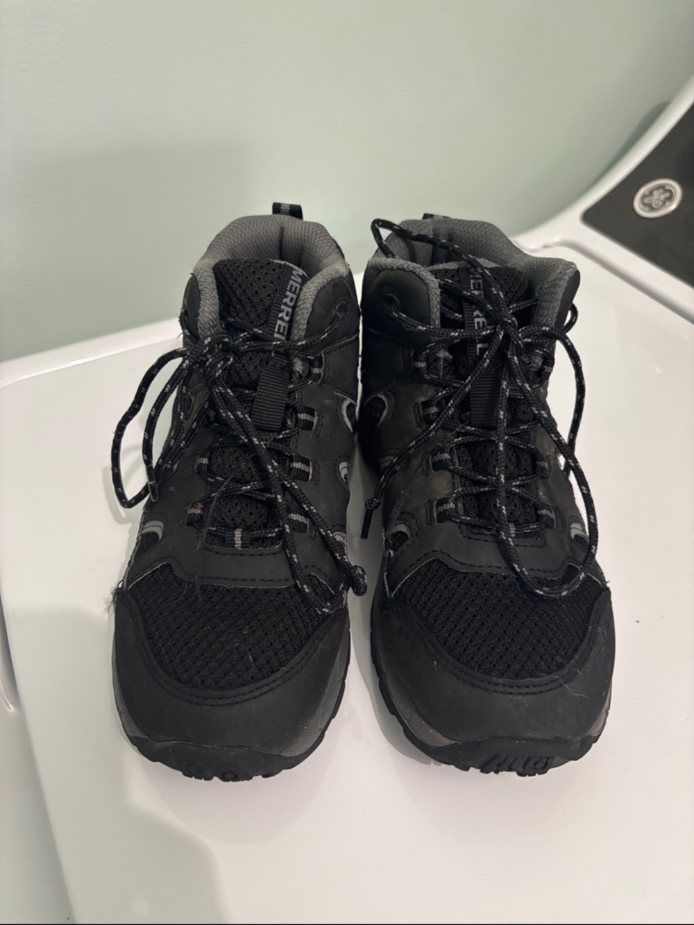 Merrell Black and Gray Trail Sneakers
